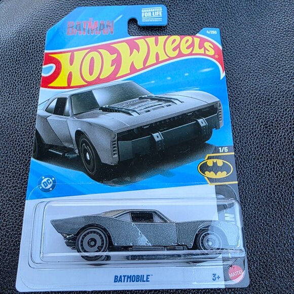 Hot Wheels - Batmobile - Picture 1 of 2